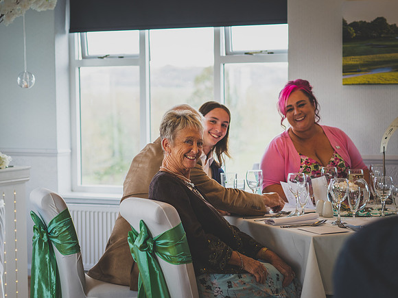 CHORLEY GOLF CLUB WEDDING - HEATH CHARNOCK
