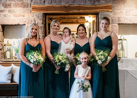 GIRLS GET READY AT BEESTON MANOR WEDDING