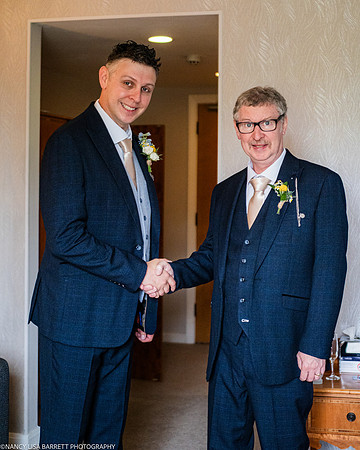 ANDREW GETTING WEDDING READY AT THE LANCASTER HOUSE HOTEL, BAILRIGG, LANCASTER, LANCASHIRE