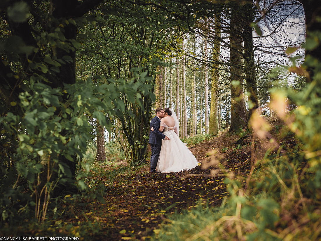 RIBBLE VALLEY AND PRESTON WEDDING - LANCASHIRE